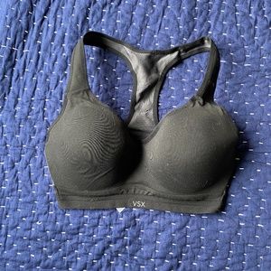 VSX black sports bra in 32DD
